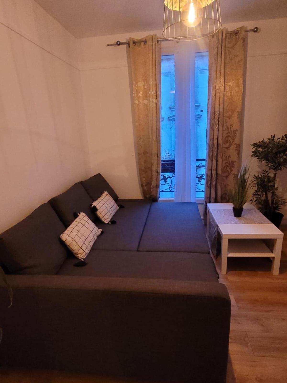 Charmant Appartement Pres De Montmartre 2 Paris Exterior photo