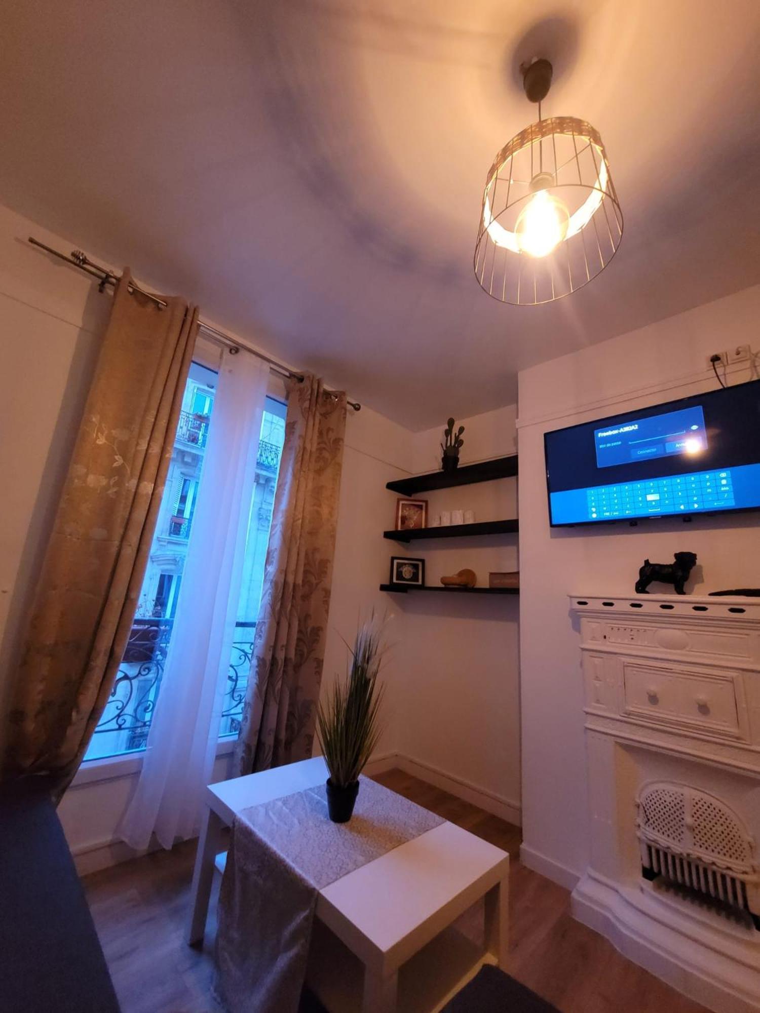 Charmant Appartement Pres De Montmartre 2 Paris Exterior photo